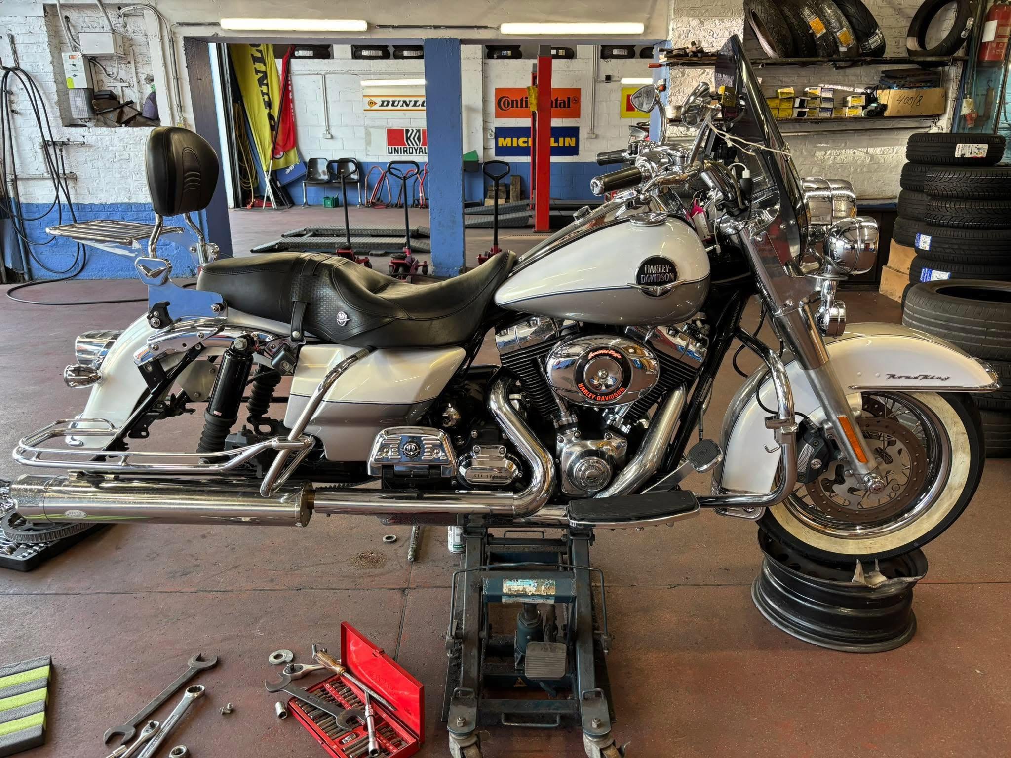 Harley Davidson – Pecheny Pneus Charleroi