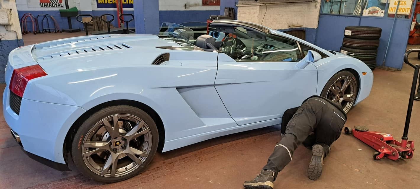 Lamborghini Gallardo – Pecheny Pneus Charleroi